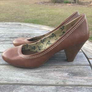 American Eagle Outfitters Brown Heels